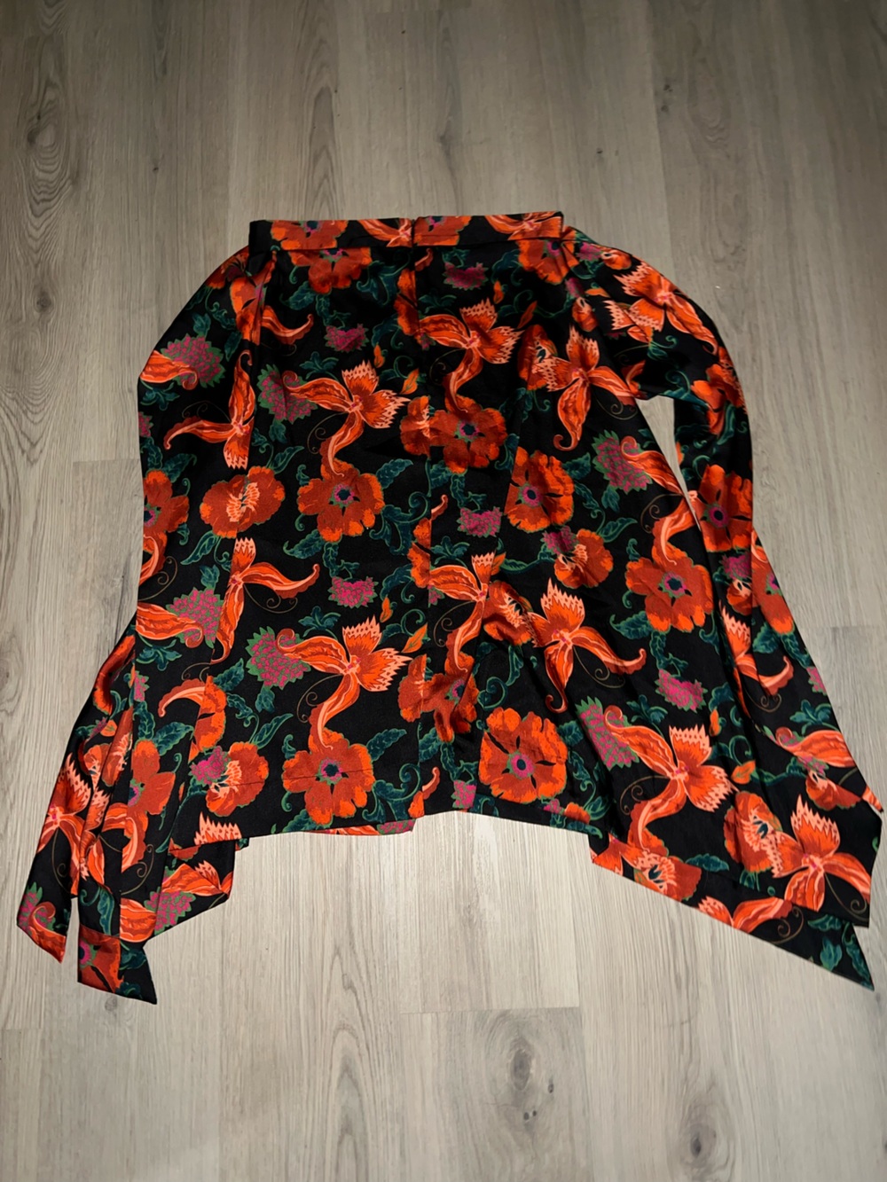 Zara Asymmetrical Skirt - Black and Red Floral size L